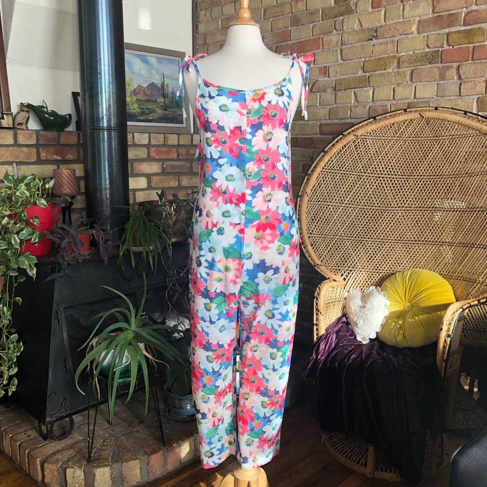 Vintage Spring Daisy jumpsuit size medium large